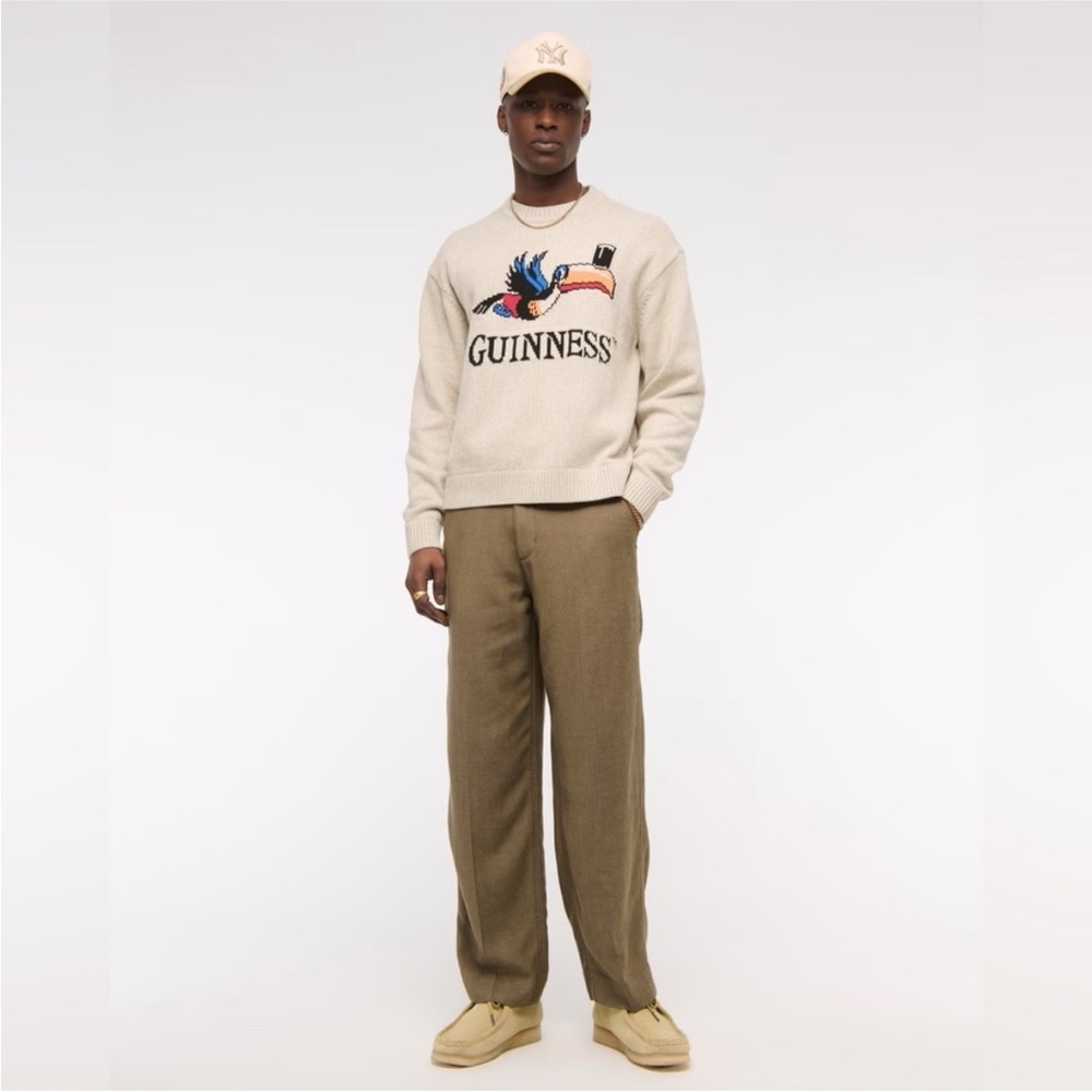 Abercrombie & Fitch Cream Guinness Crewneck - Picture 3 of 6